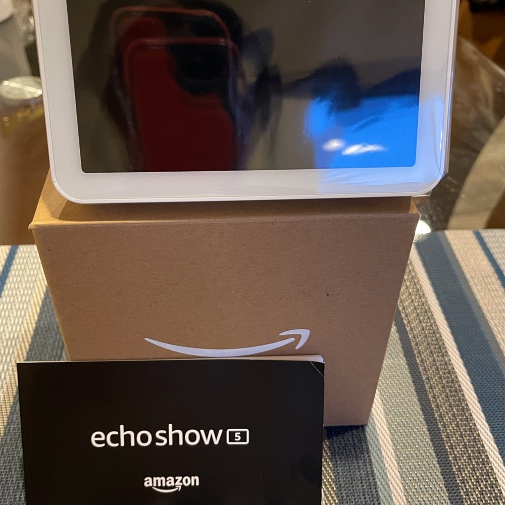 Amazon Echo Show 5
